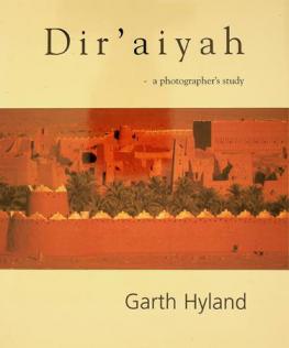  Dir'aiyah : a photographer's study